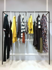 【布卡女裝19年春潮牌時尚年輕品牌折扣女裝精品女裝北京惠品批發走份】- 